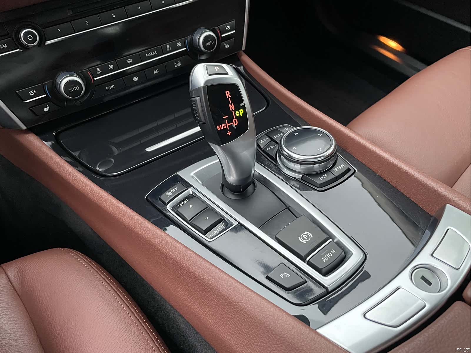 BMW 5 Series, 2014 9