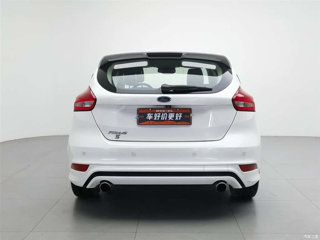 Ford Focus, 2015 4