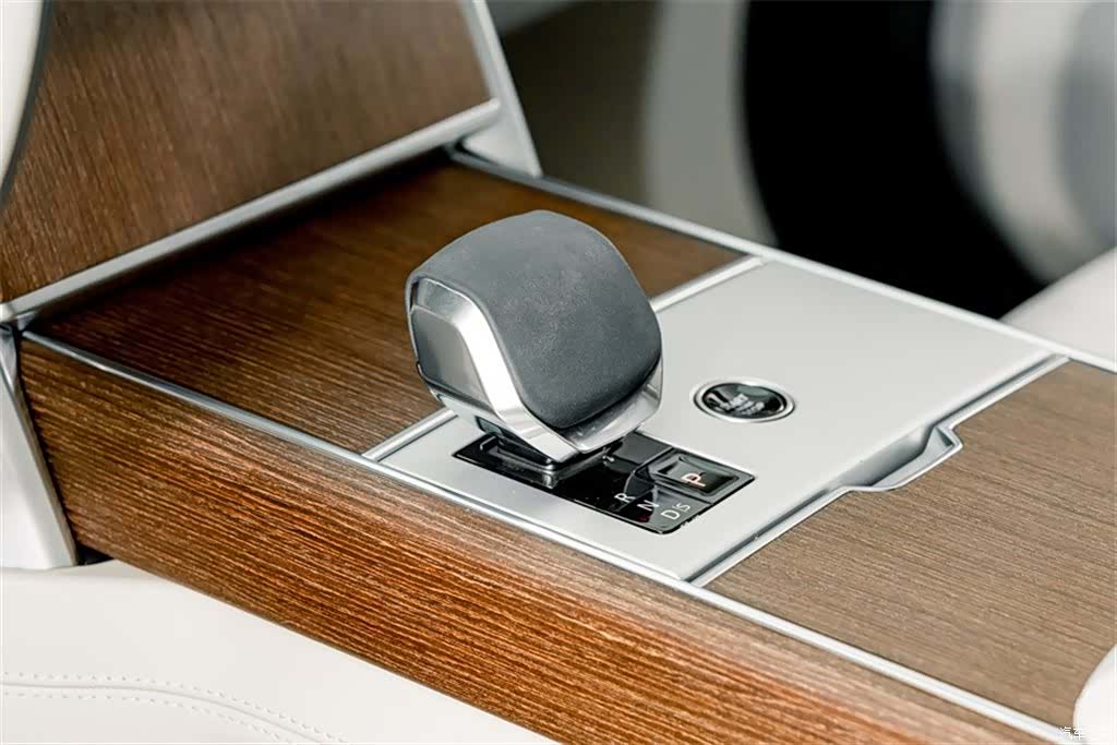 Land Rover Range Rover, 2024 17