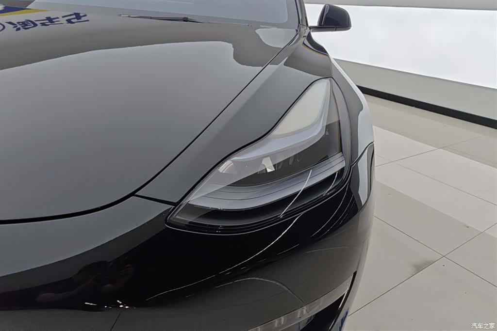 Tesla Model 3, 2023 все фото