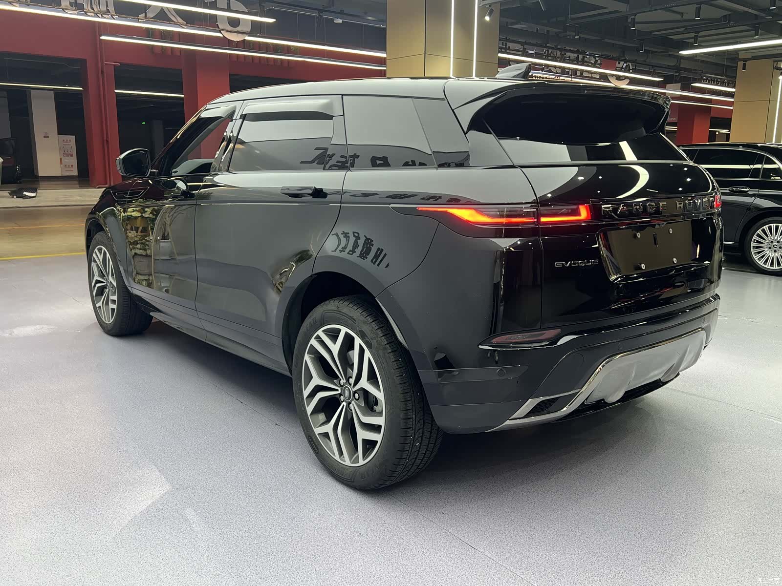 Land Rover Range Rover, 2024 16