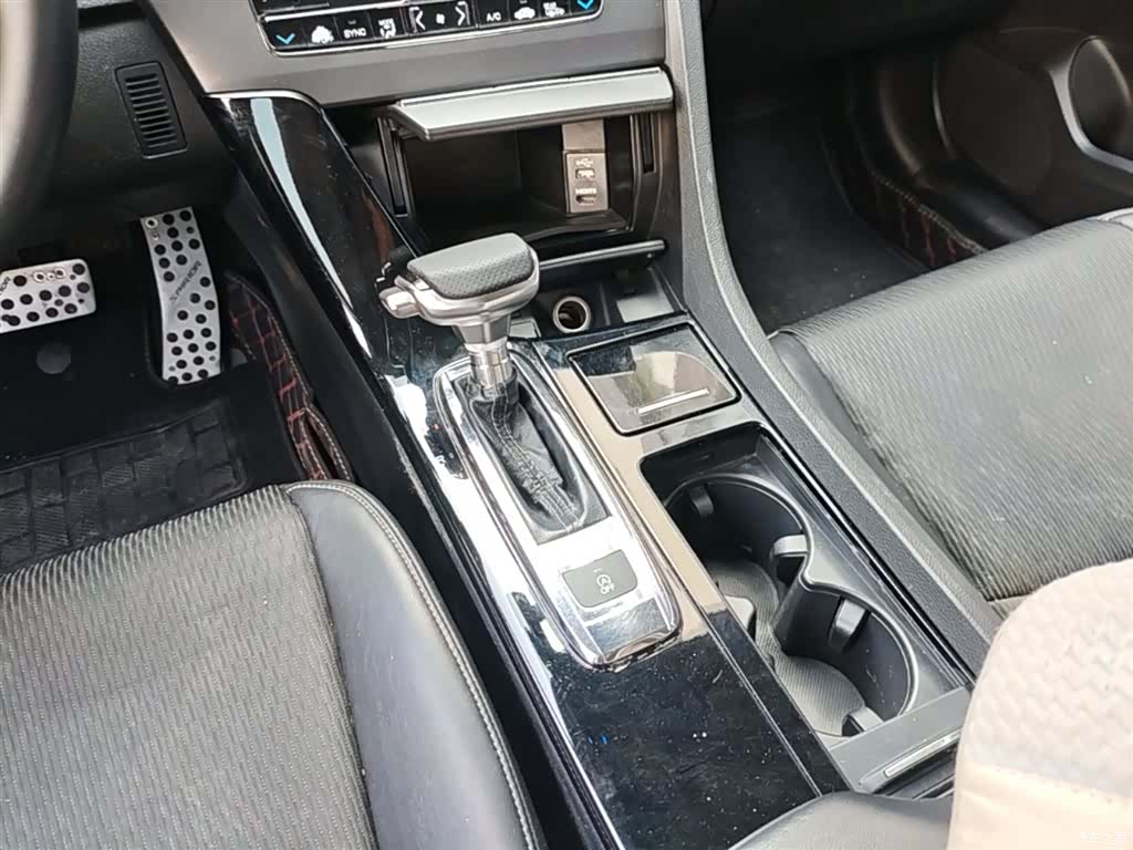 Honda Spirior, 2015 14