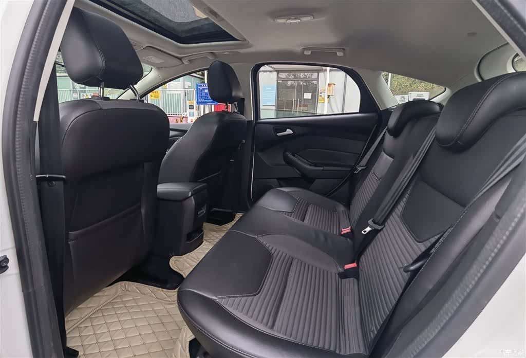 Ford Focus, 2016 15