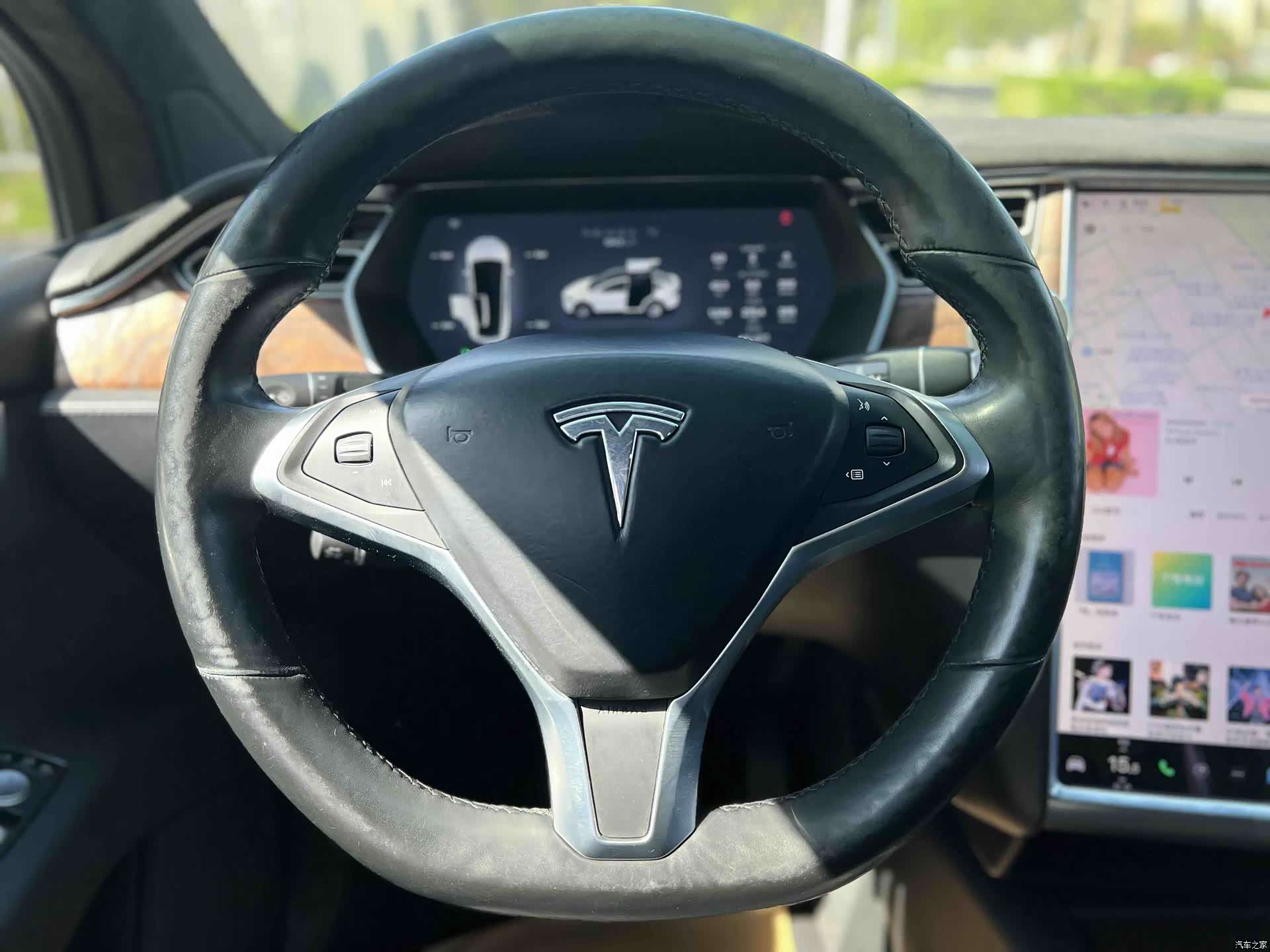 Tesla Model X, 2017 27
