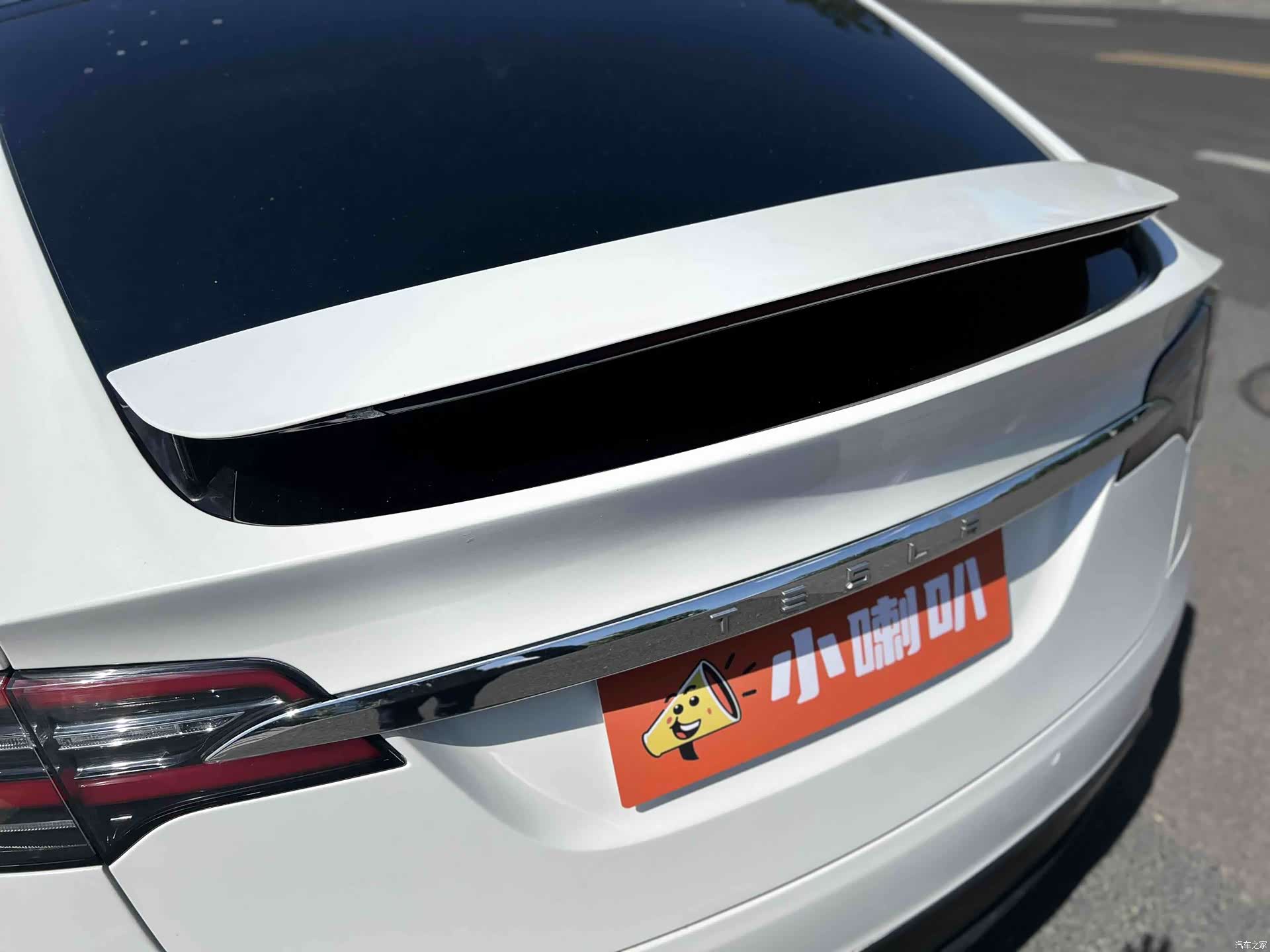 Tesla Model X, 2017 34