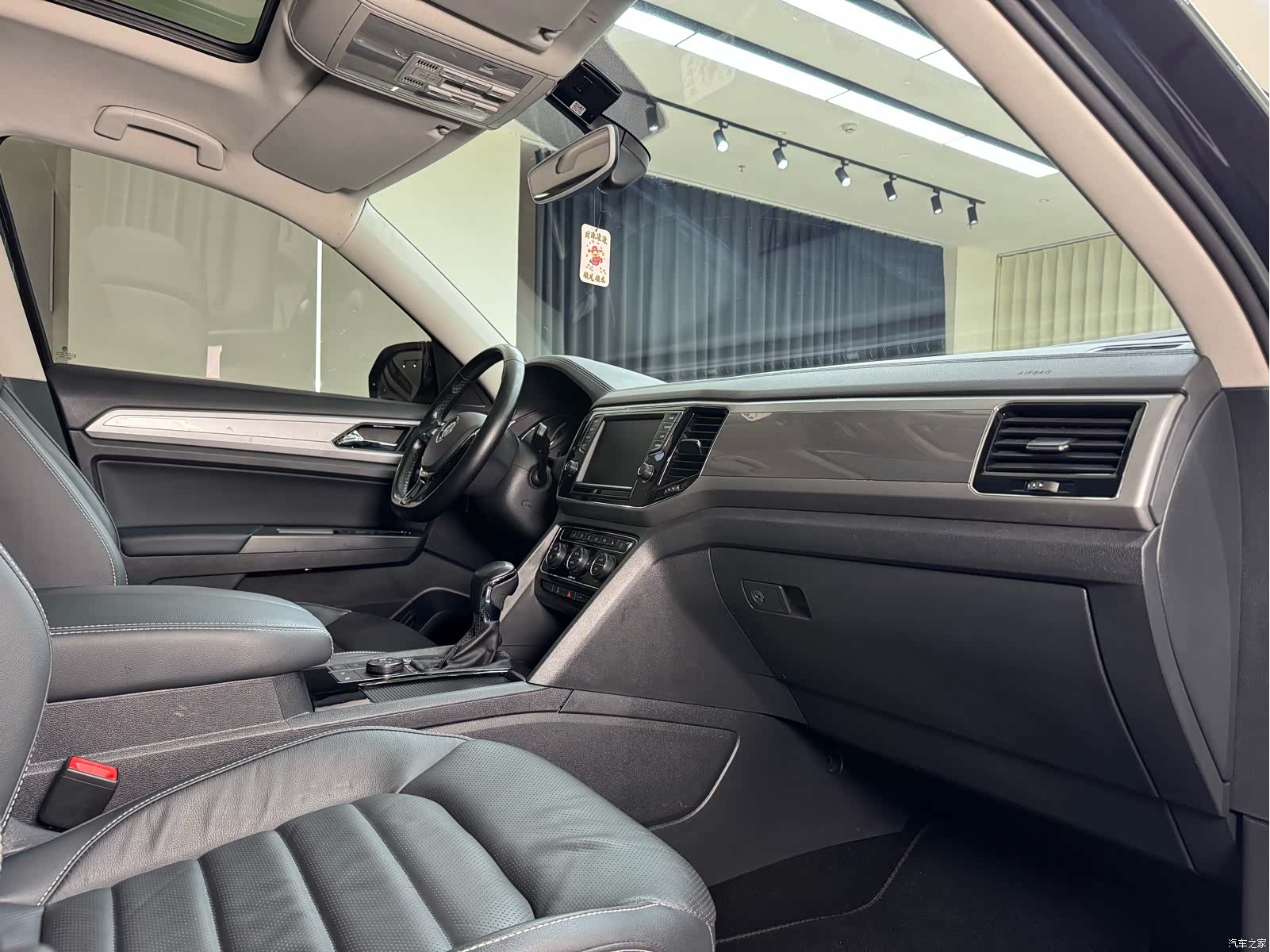 Volkswagen Teramont, 2018 33