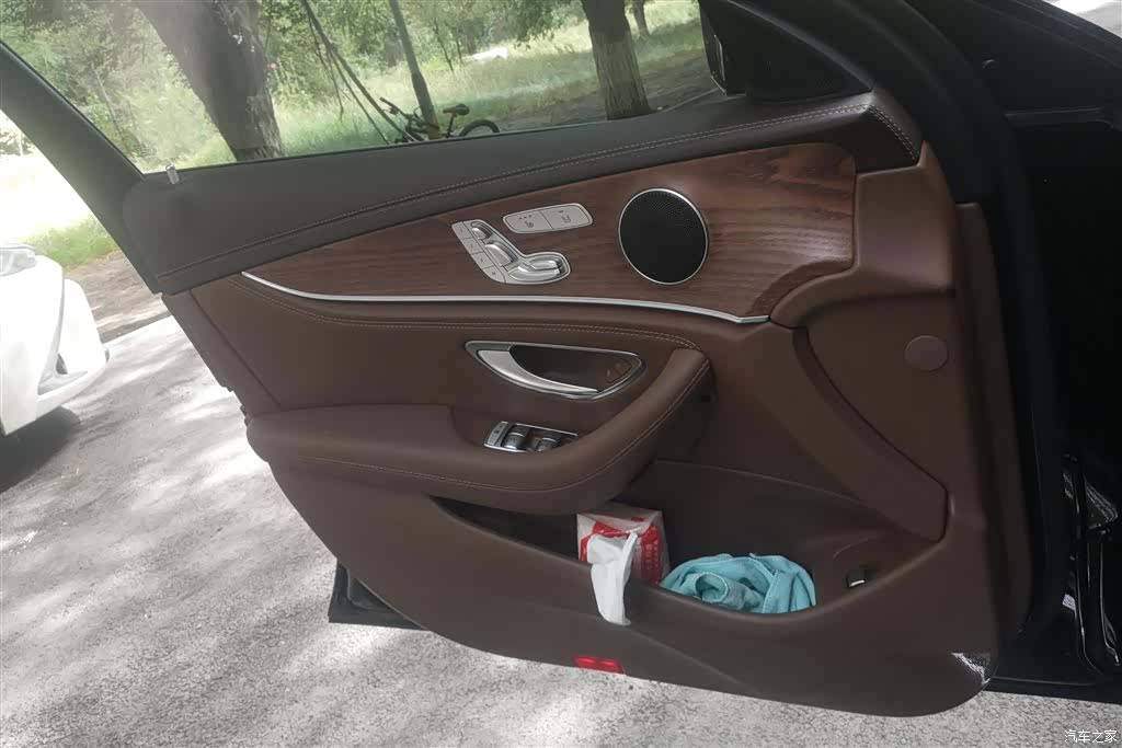 Mercedes-Benz E-Class, 2023 7