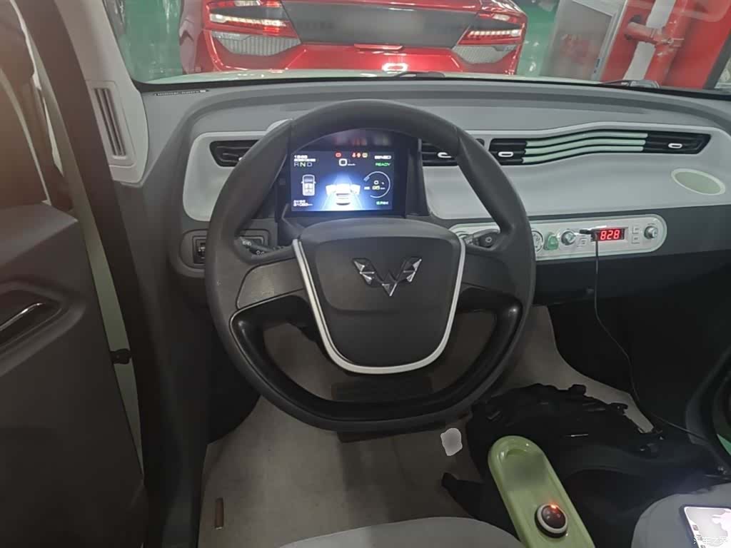 Wuling MINIEV, 2021 11