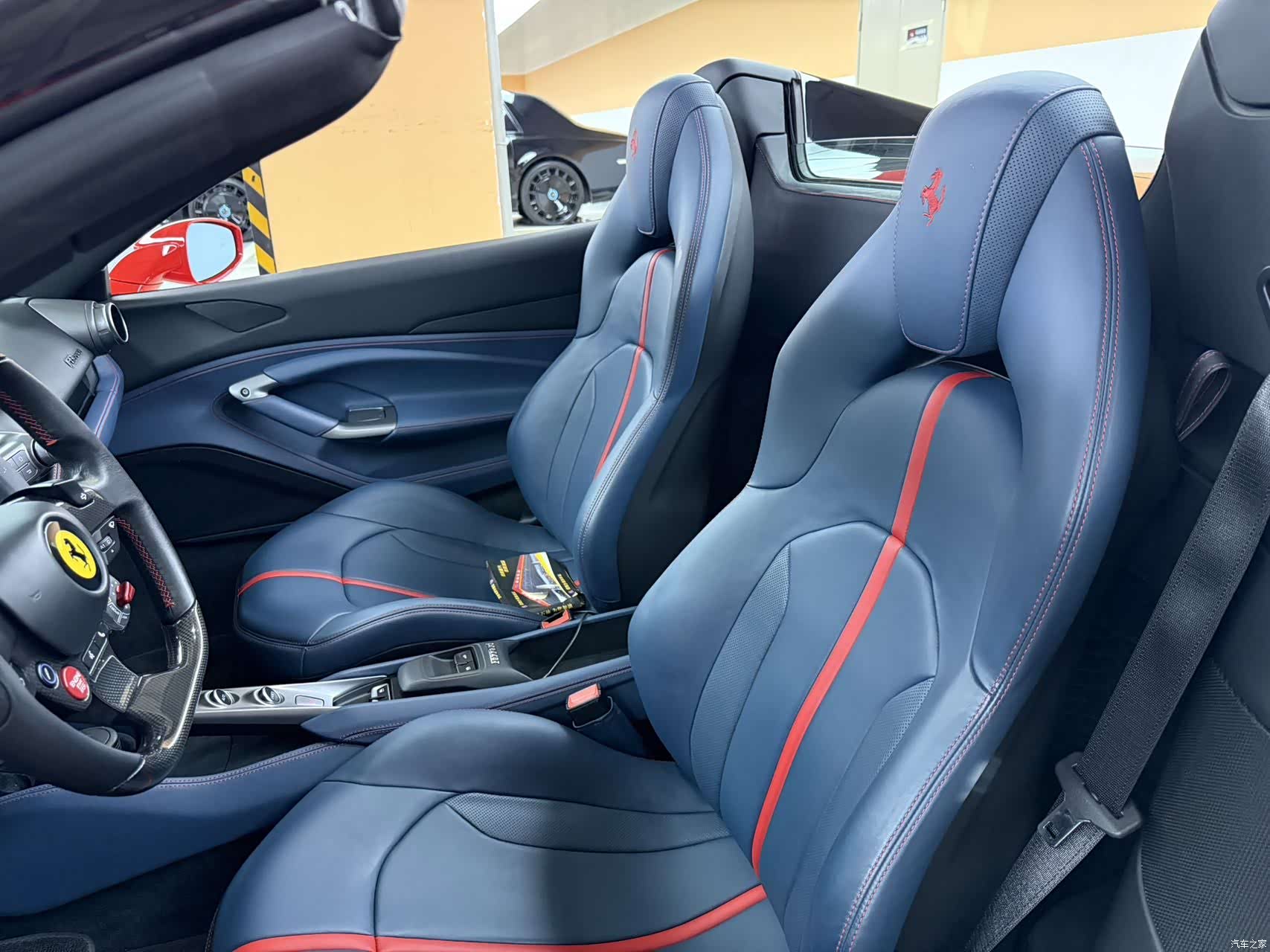 Ferrari F8, 2021 6