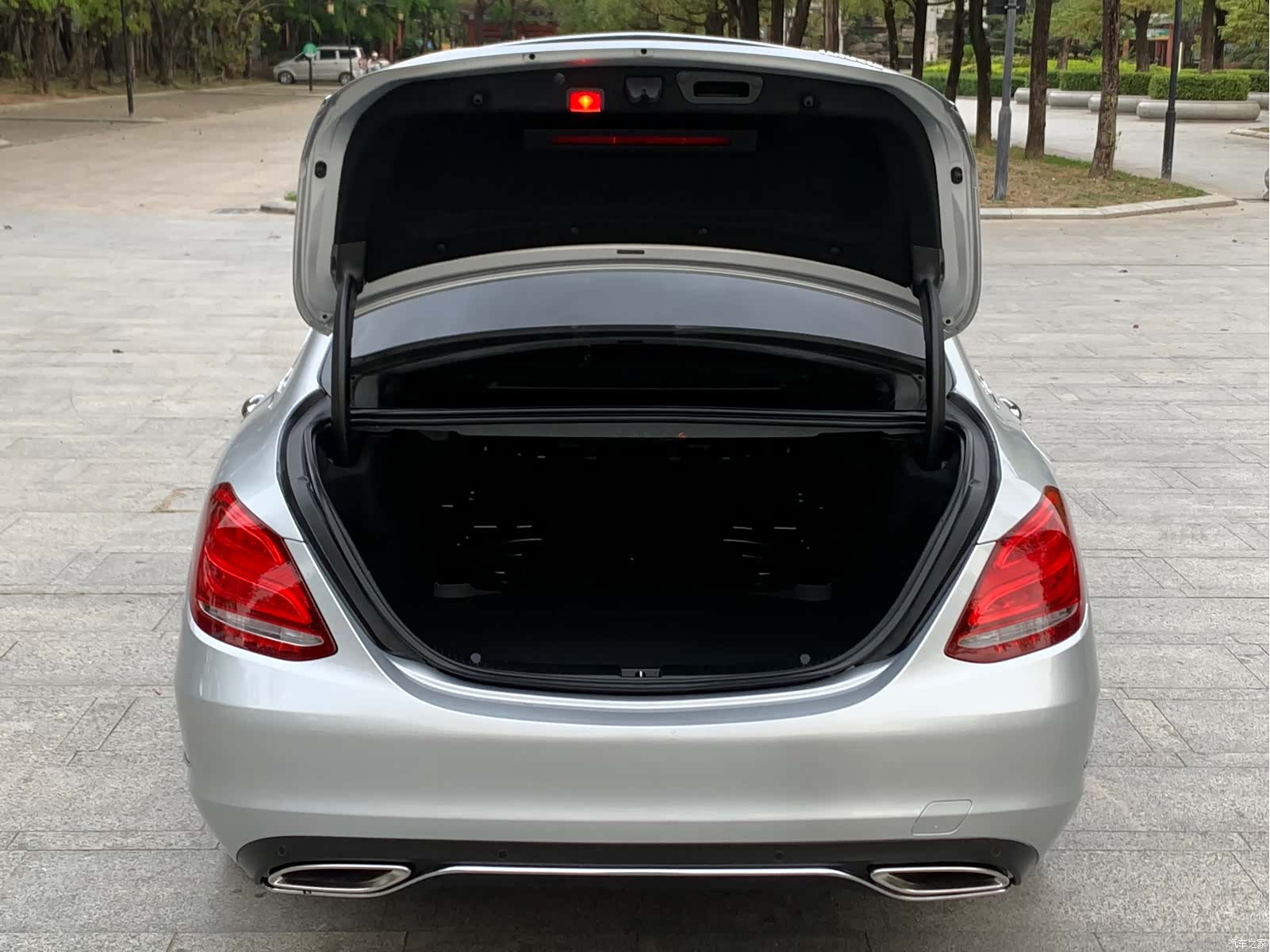 Mercedes-Benz C-Class, 2017 14