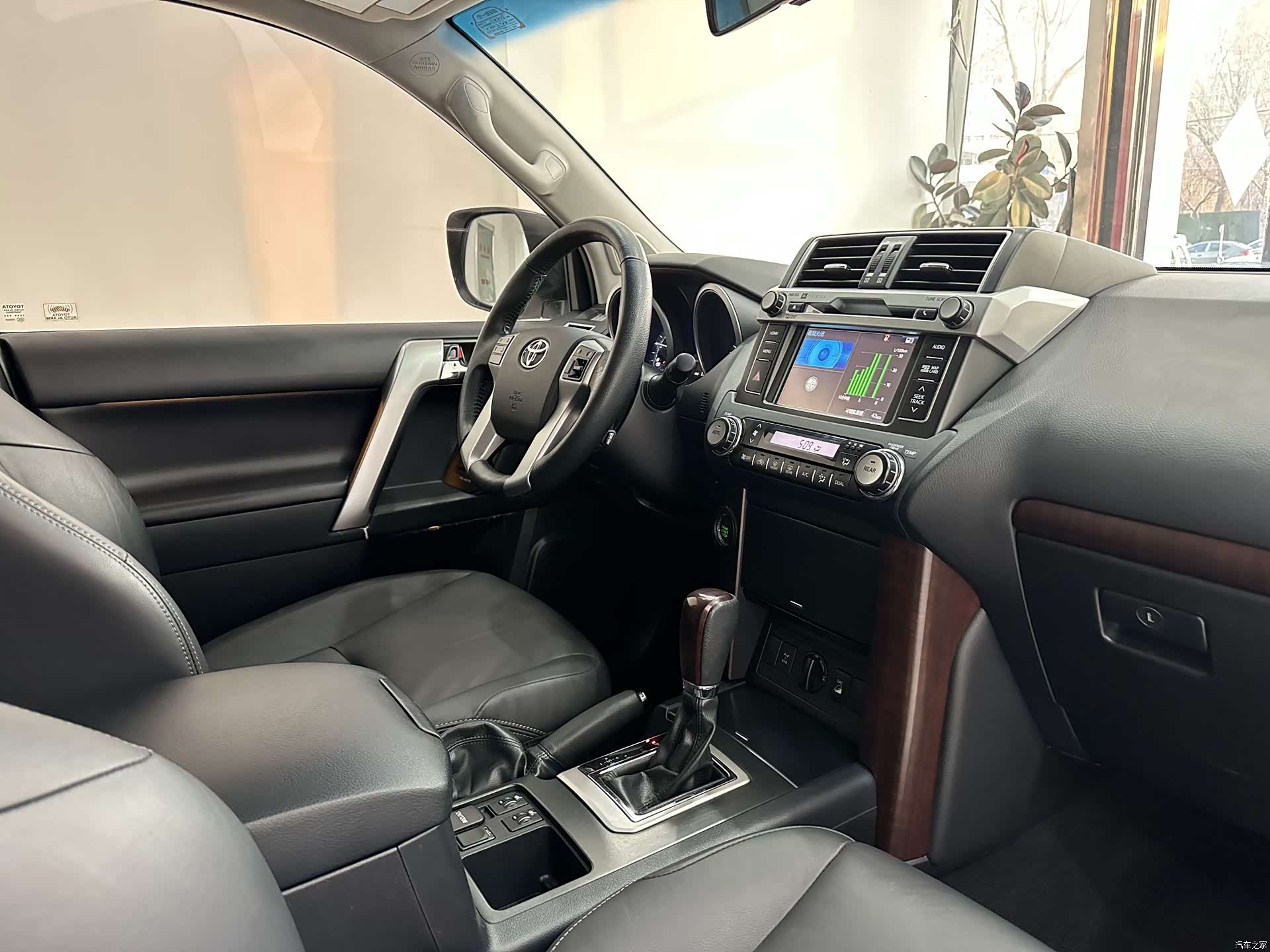 Toyota Prado, 2017 13