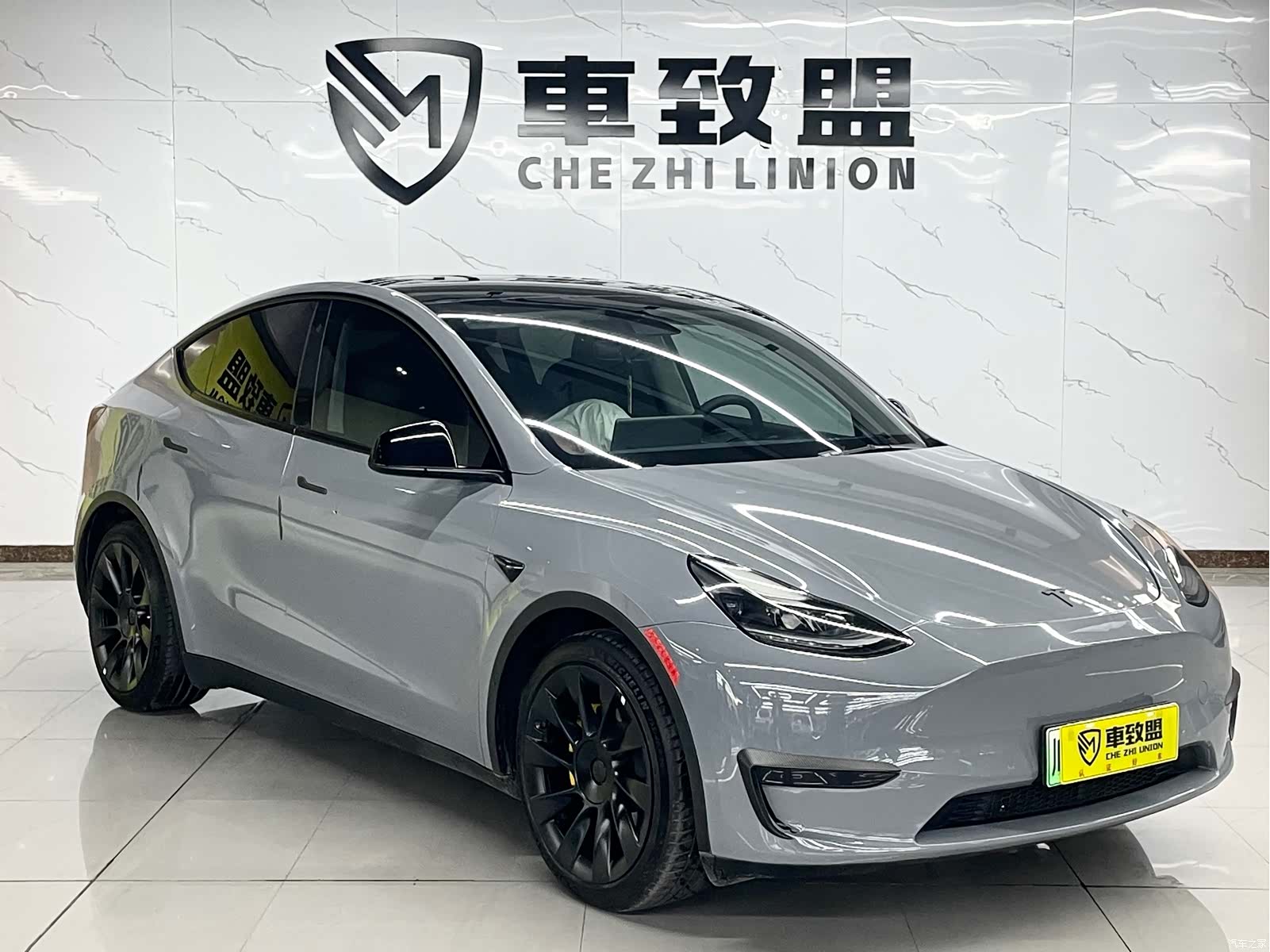 Tesla Model Y, 2022 3
