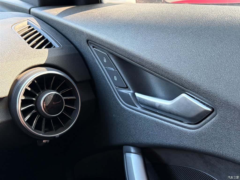 Audi TT, 2016 23