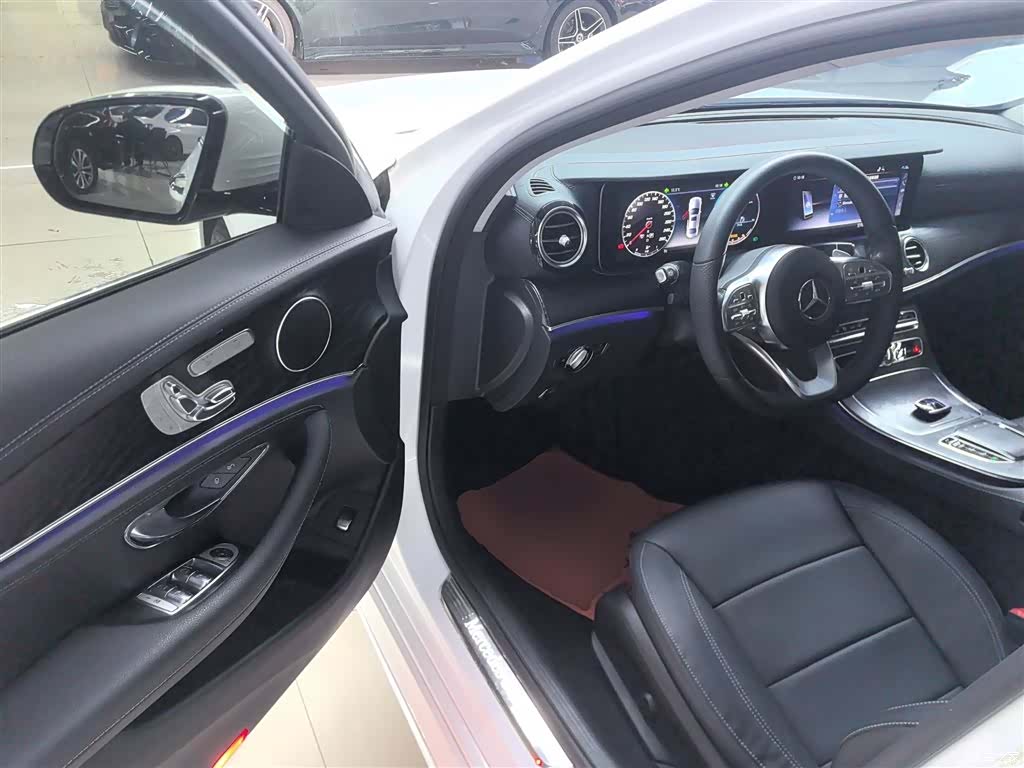 Mercedes-Benz E-Class, 2019 16