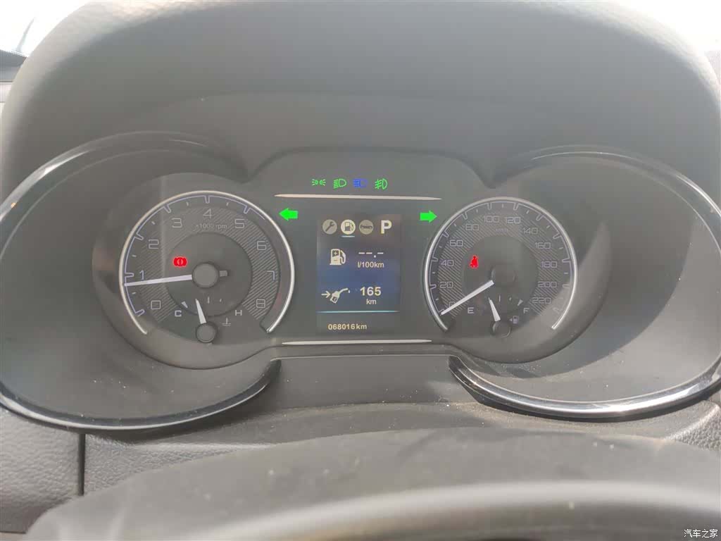 DongFeng AX7, 2018 4