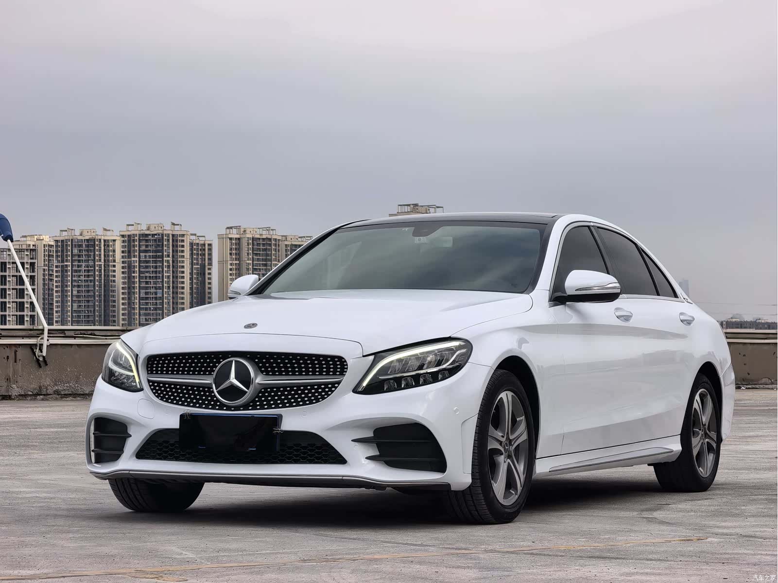 Mercedes-Benz C-Class, 2020 1