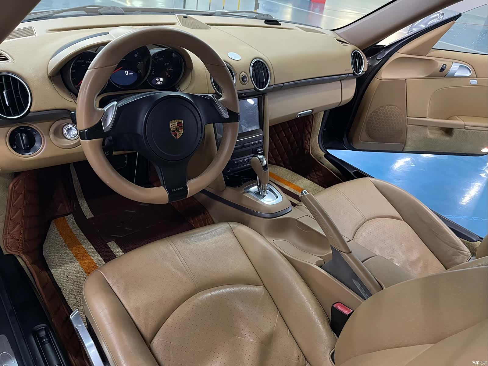 Porsche Cayman, 2011 9