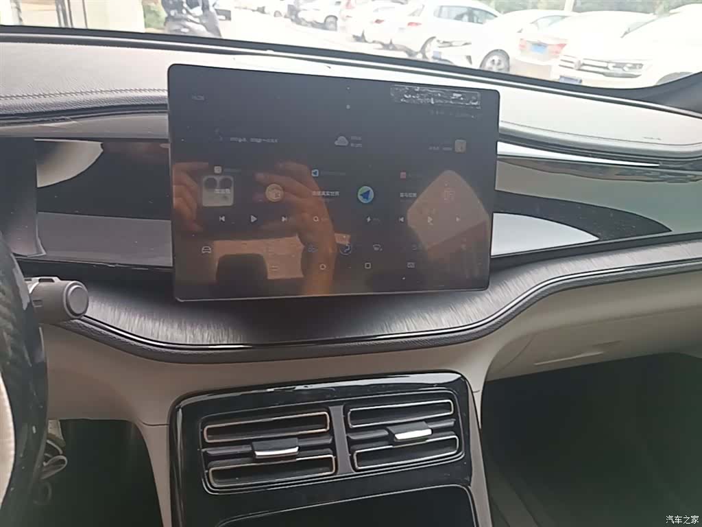 BYD Qin, 2024 13