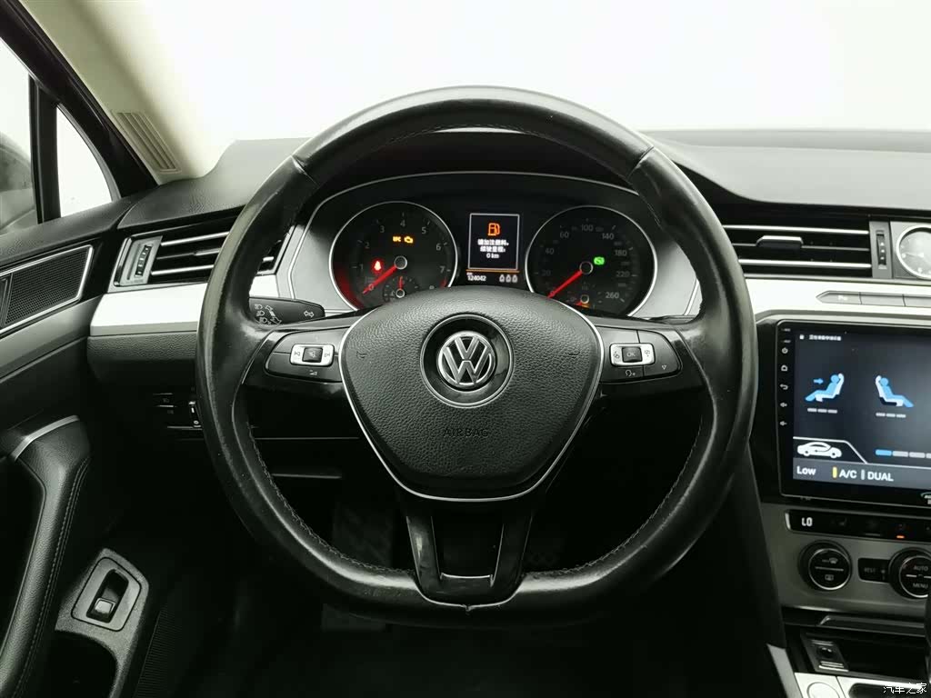 Volkswagen Variant, 2017 11