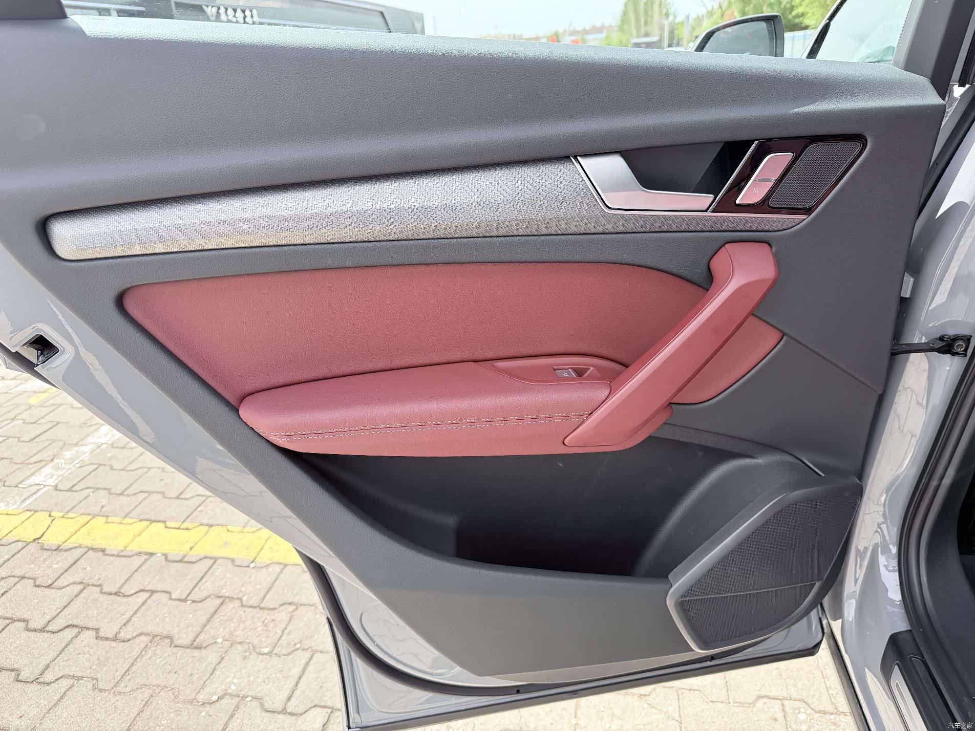 Audi Q5L, 2025 8
