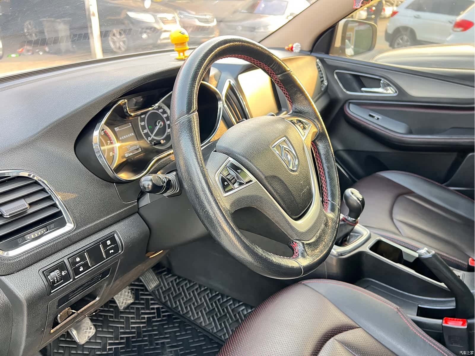Wuling 560, 2016 7