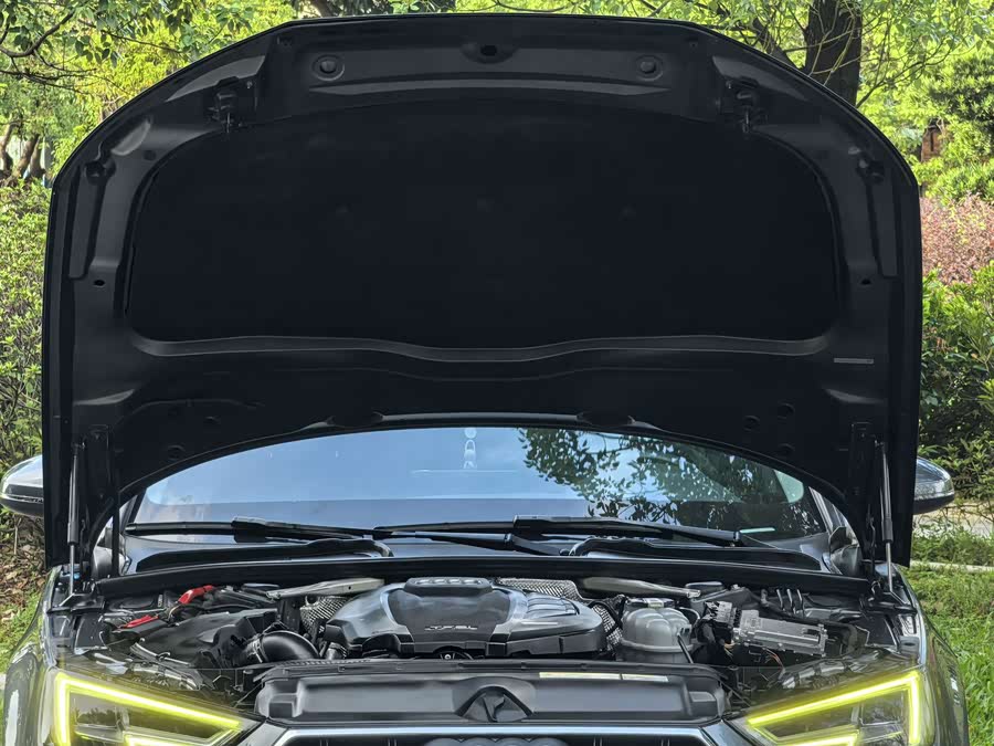 Audi A4L 2019, фото 12
