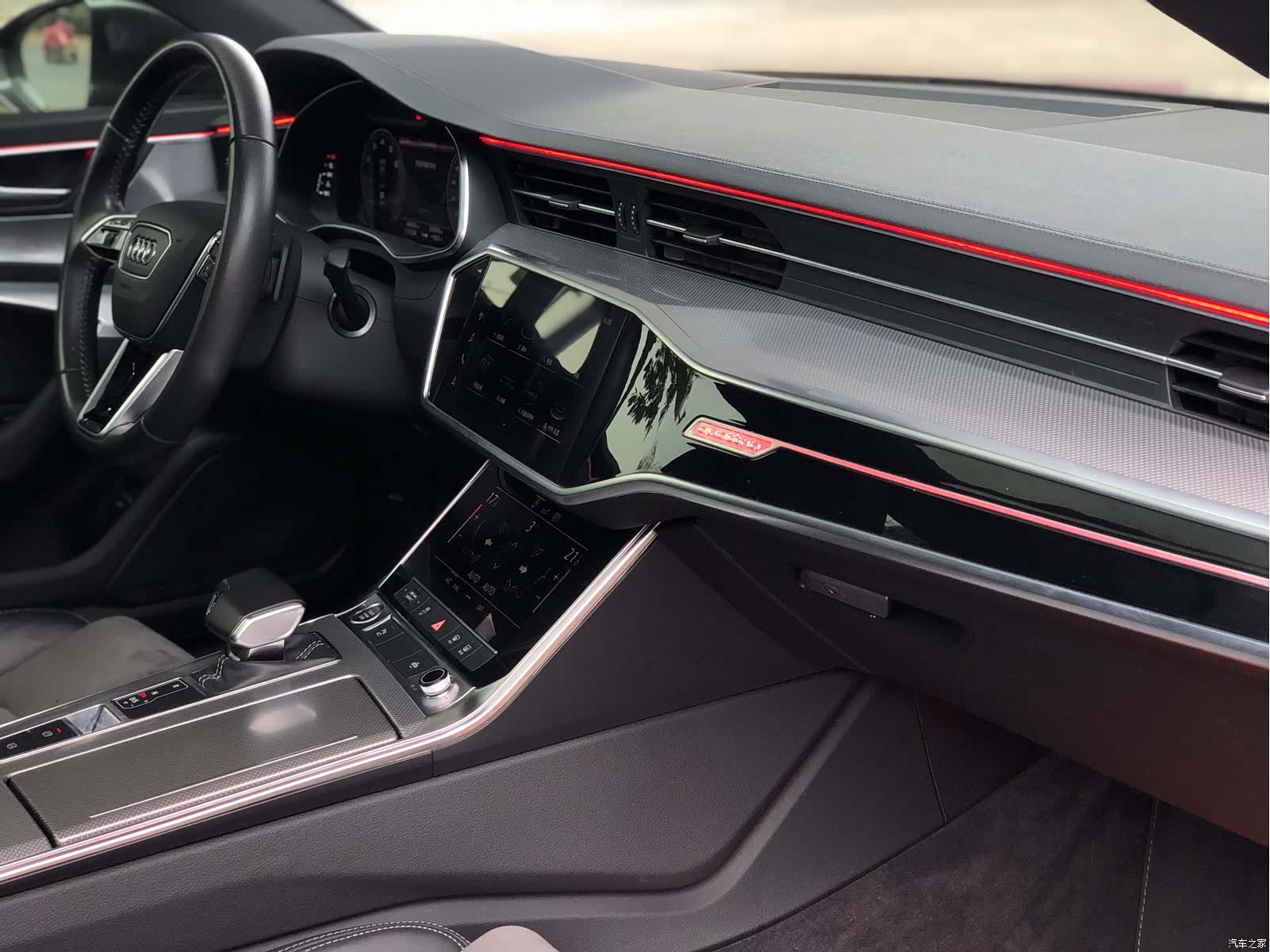 Audi A6L, 2020 28