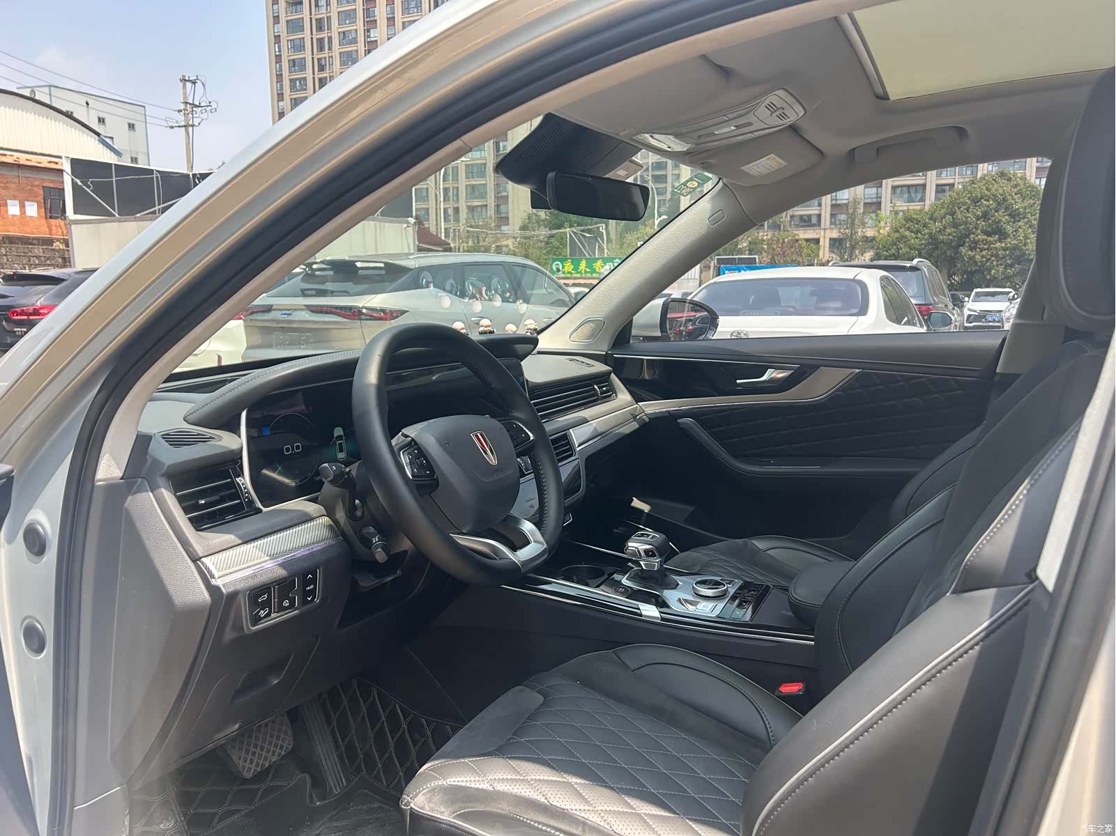 Hongqi HS5, 2020 4