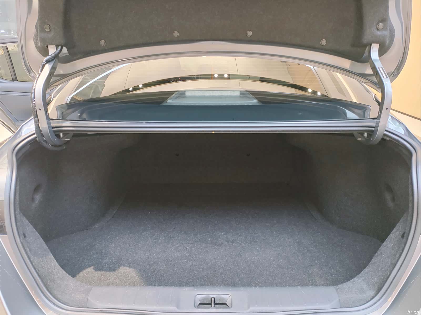 Nissan Sylphy, 2025 13