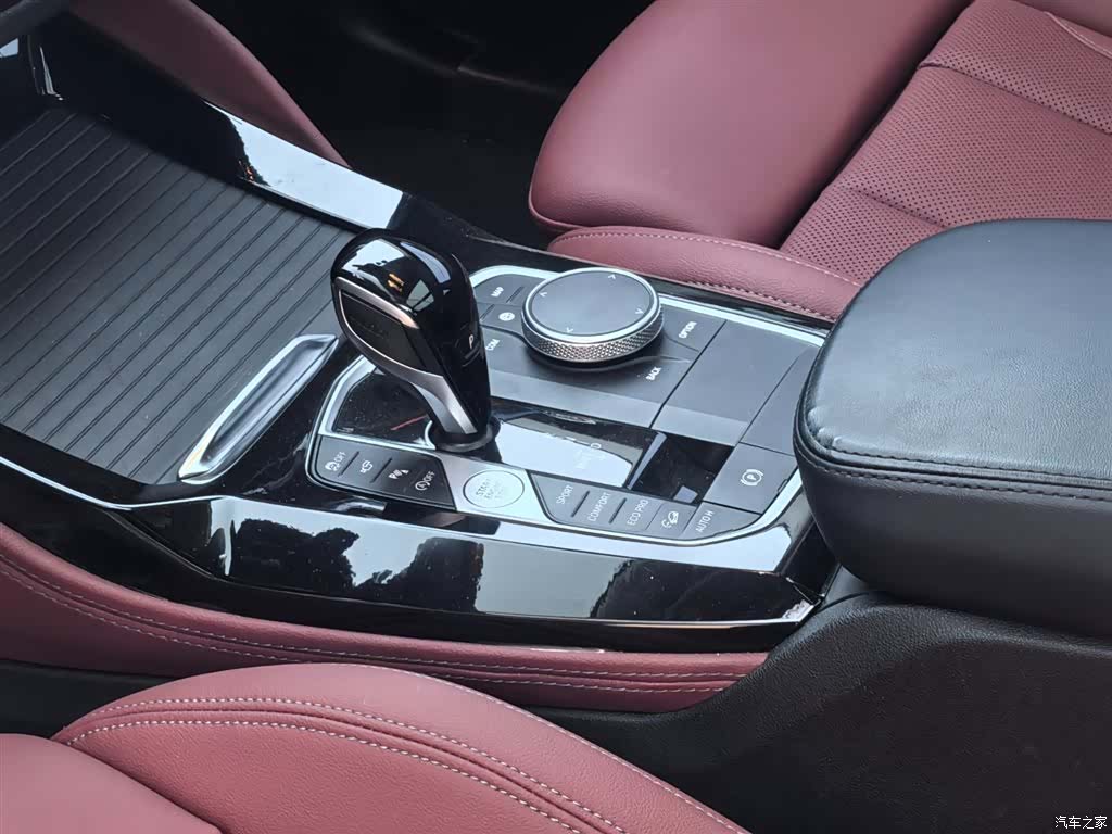 BMW X4, 2024 11
