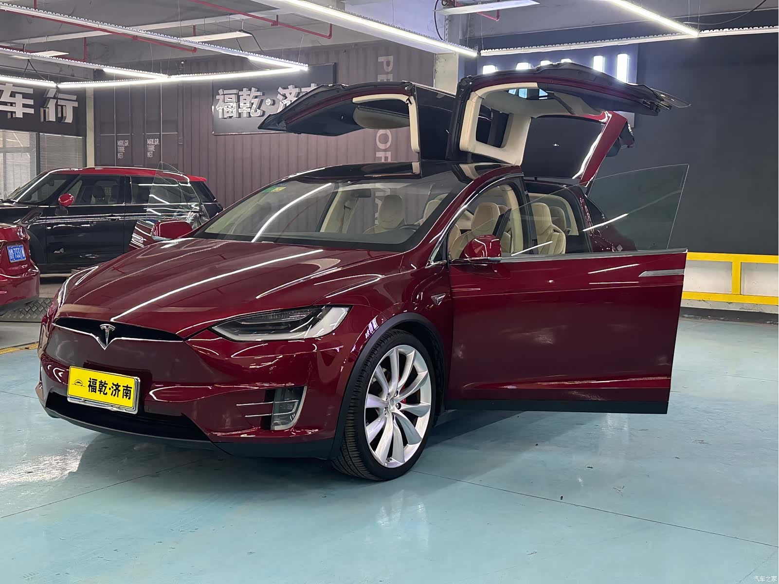 Tesla Model X, 2016 11