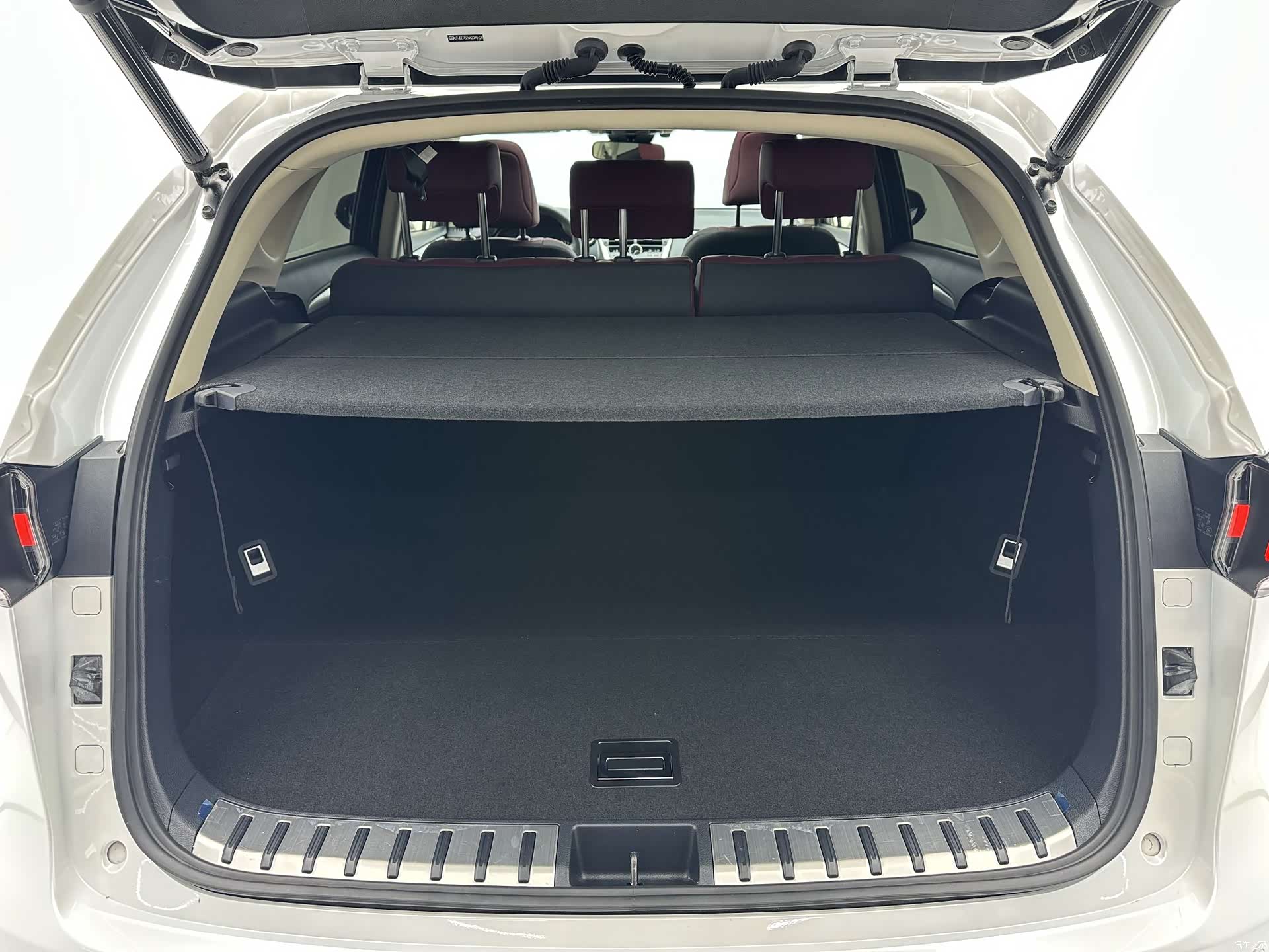 Lexus NX, 2021 19