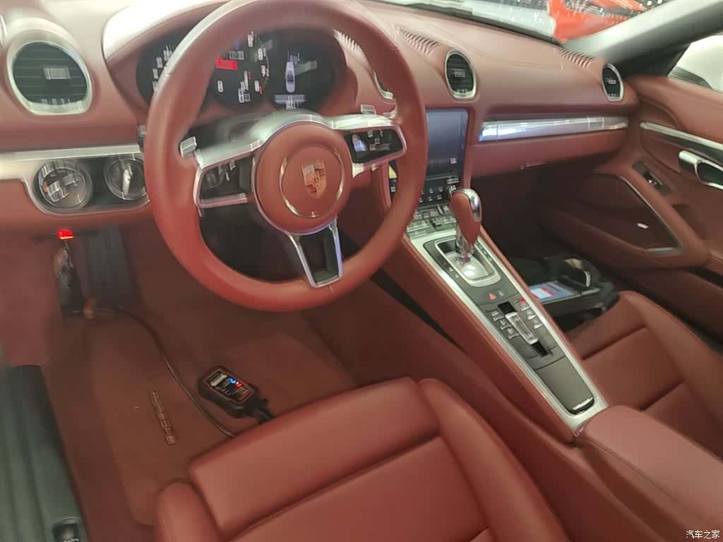 Porsche Boxster, 2024 10