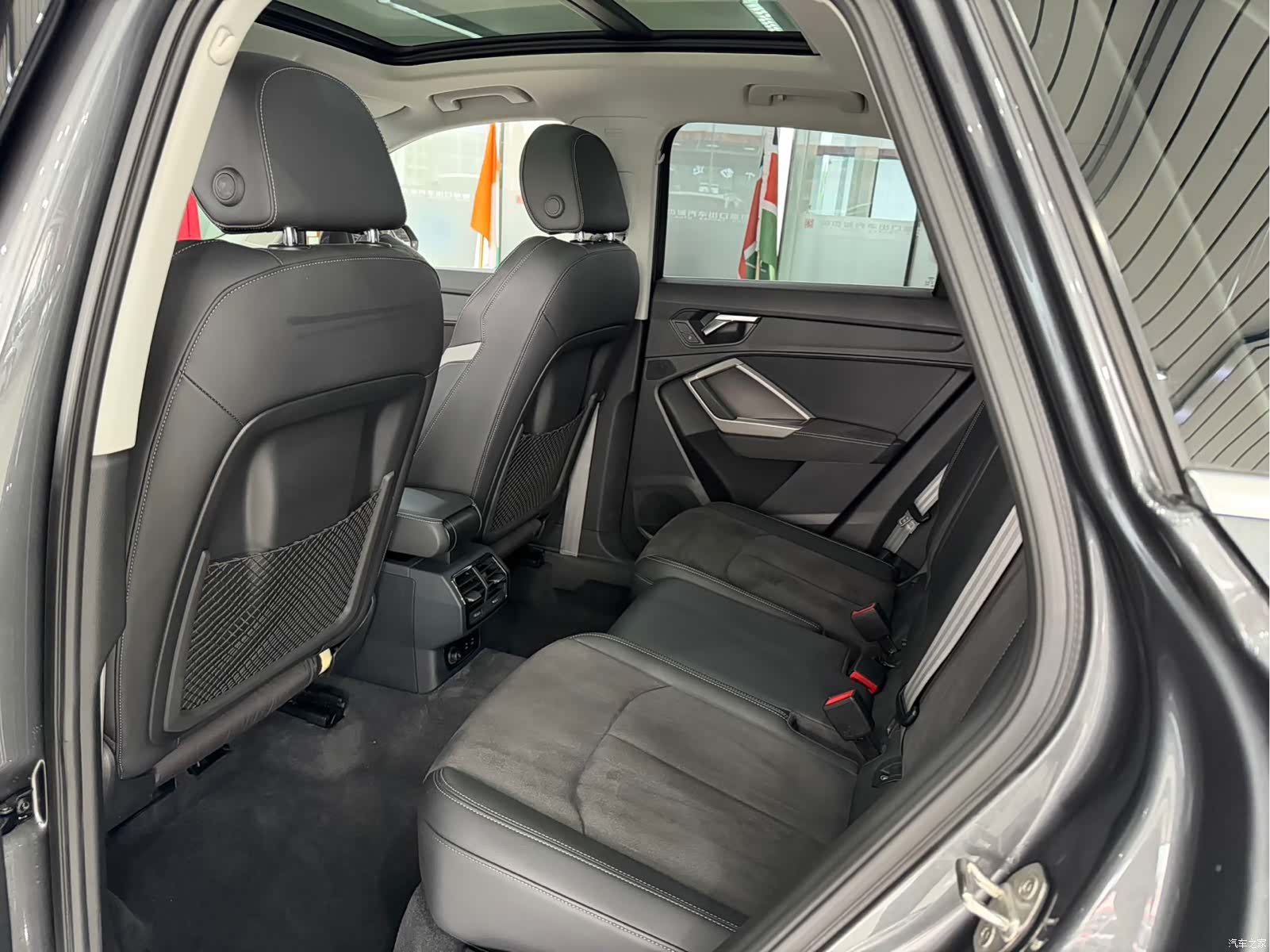 Audi Q3, 2022 4