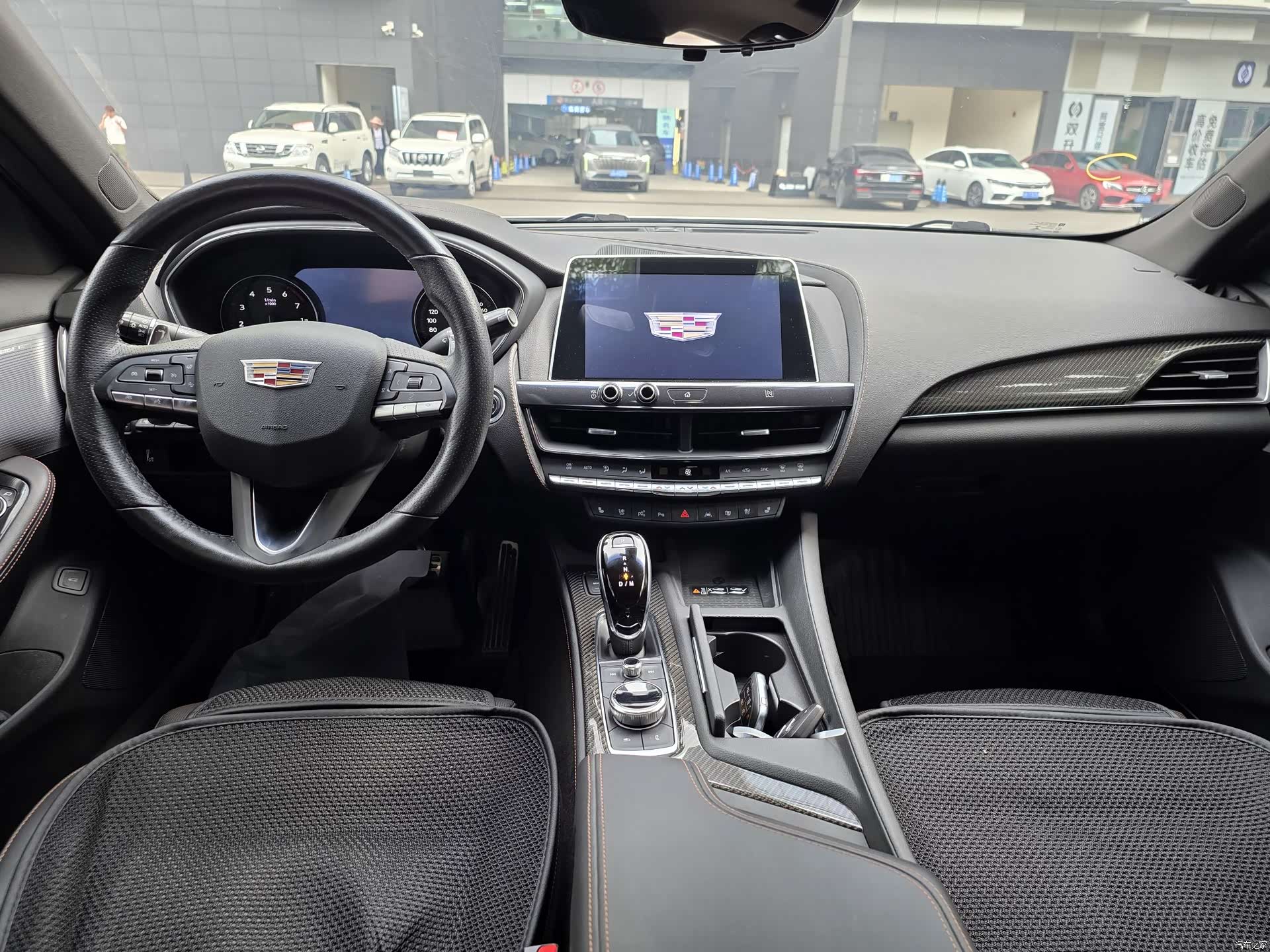 Cadillac CT5, 2020 все фото