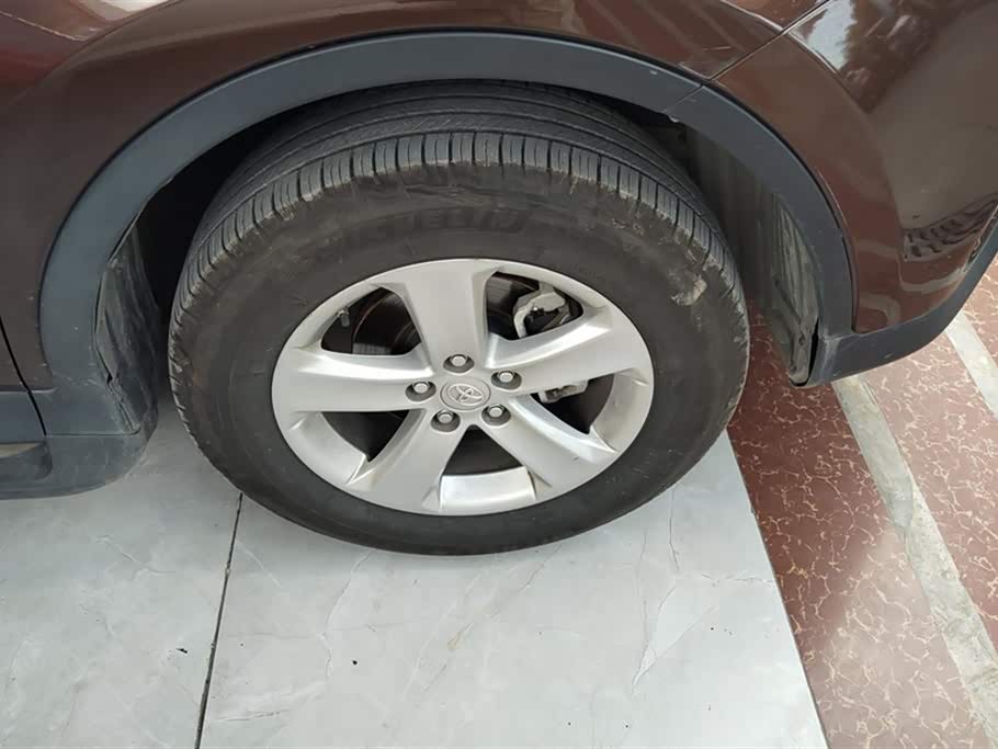 Toyota RAV4 Rongfang