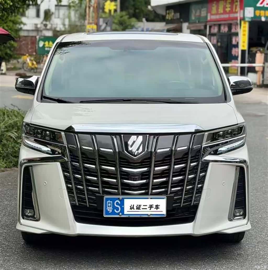 Toyota Alphard, 2017 2