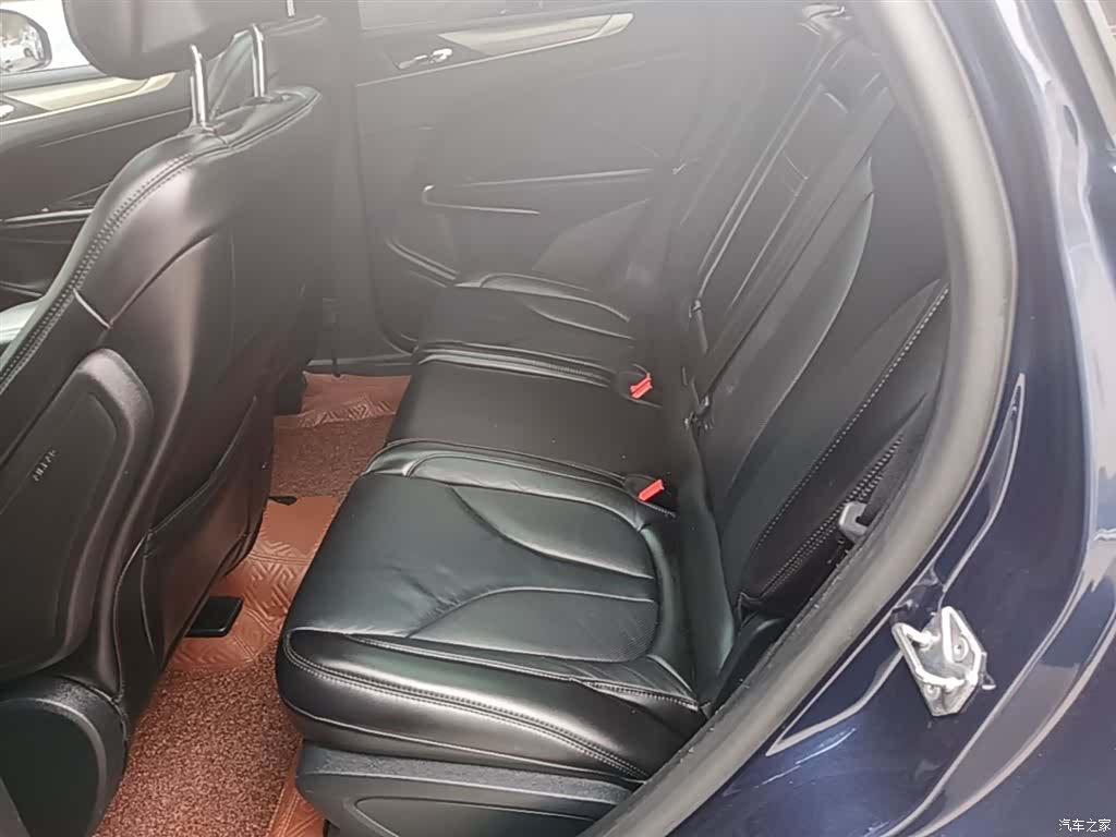 Lincoln MKC, 2018 17