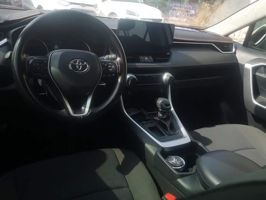 Toyota RAV4 Rongfang