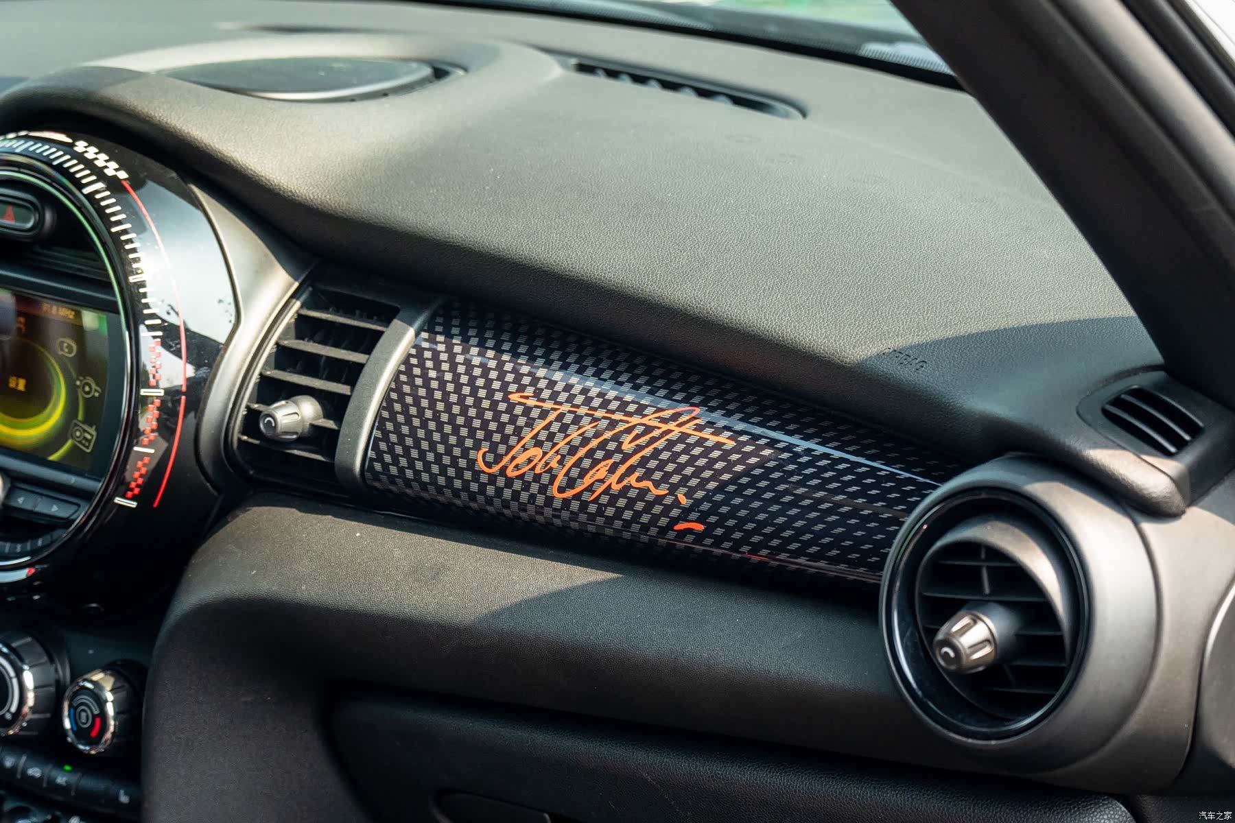 Mini Cooper, 2018 18