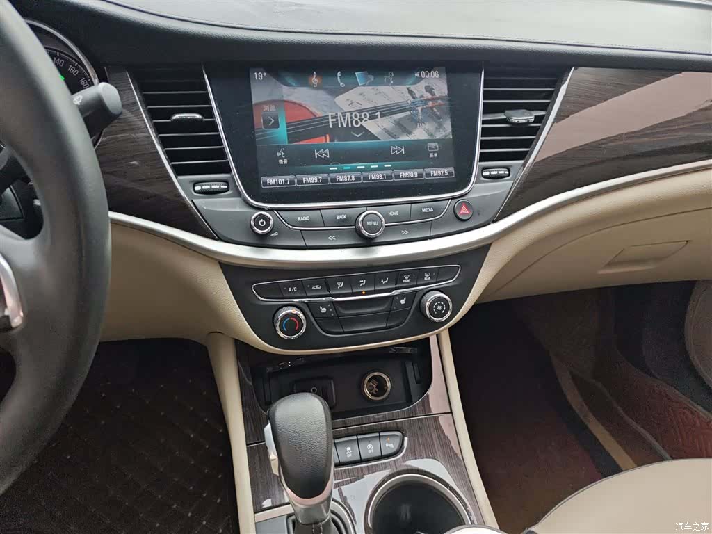 Buick Verano, 2019 13