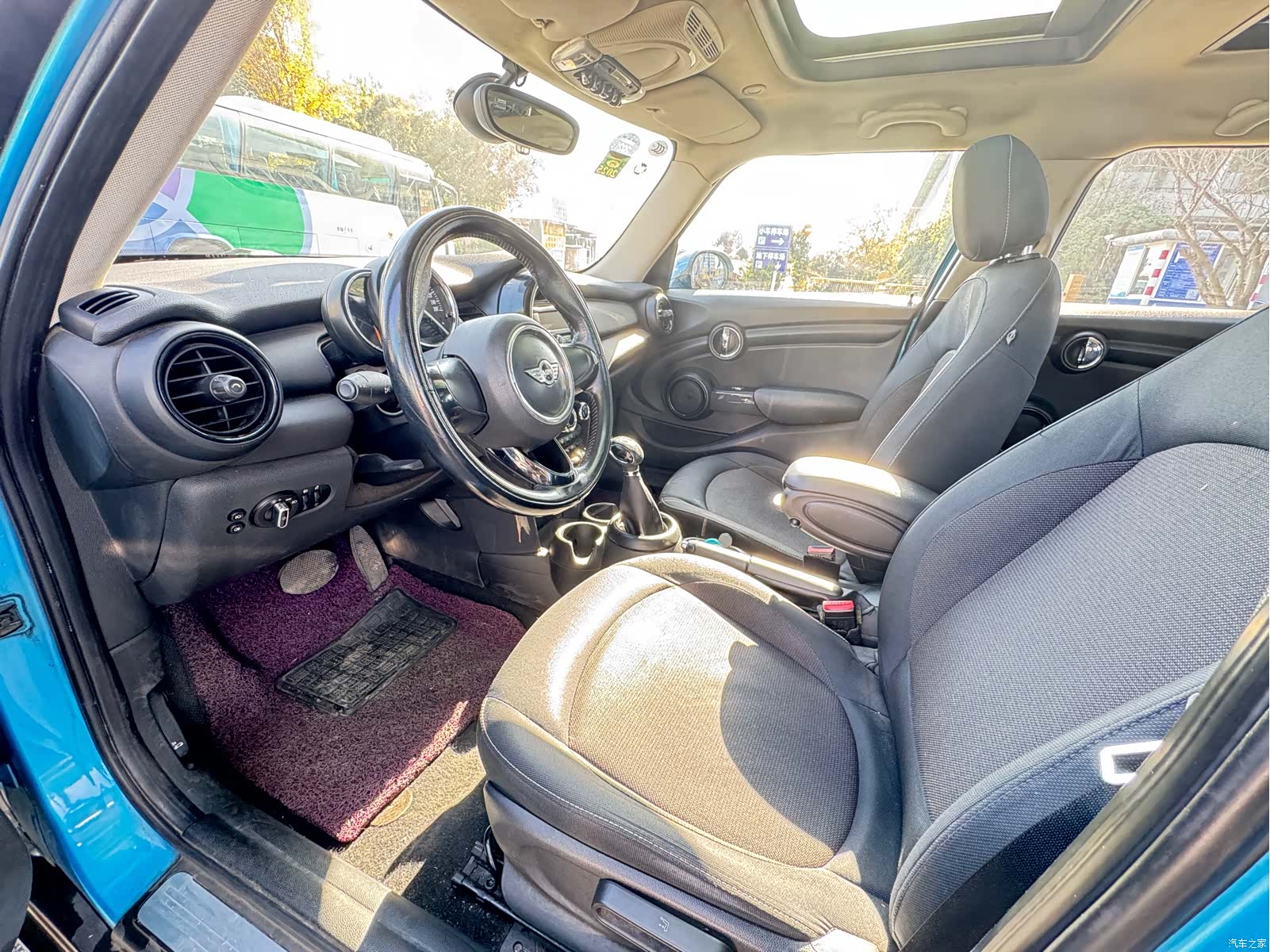 Mini ONE, 2015 8