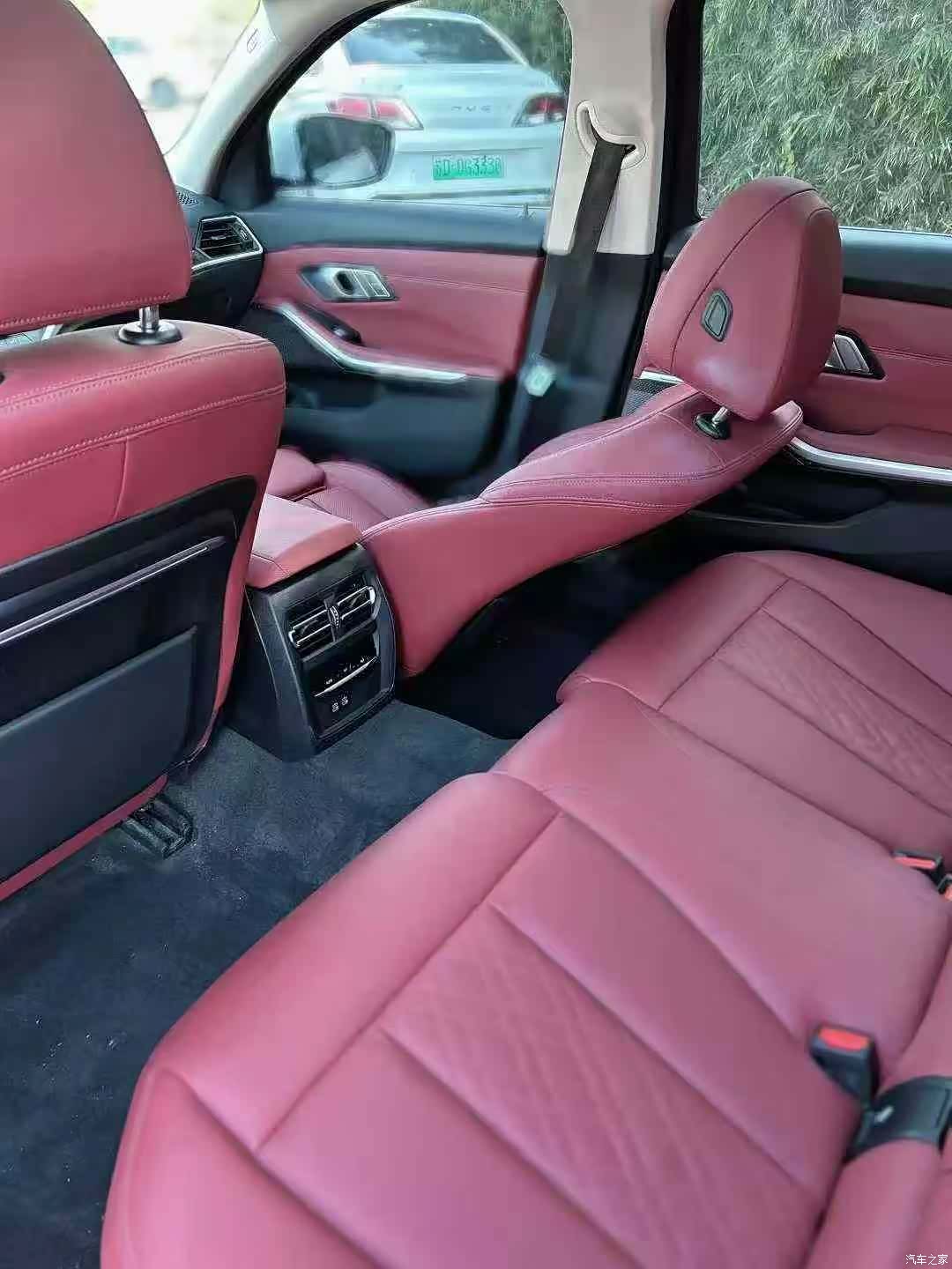 BMW 3 Series, 2022 все фото