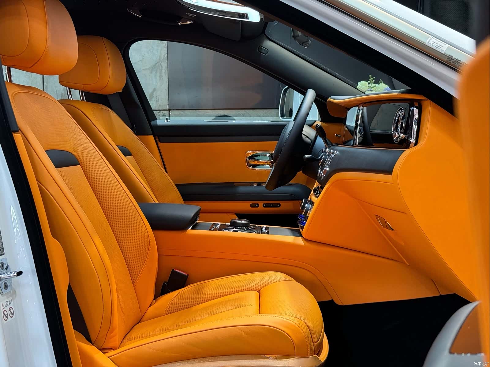 Rolls-Royce Ghost, 2023 23