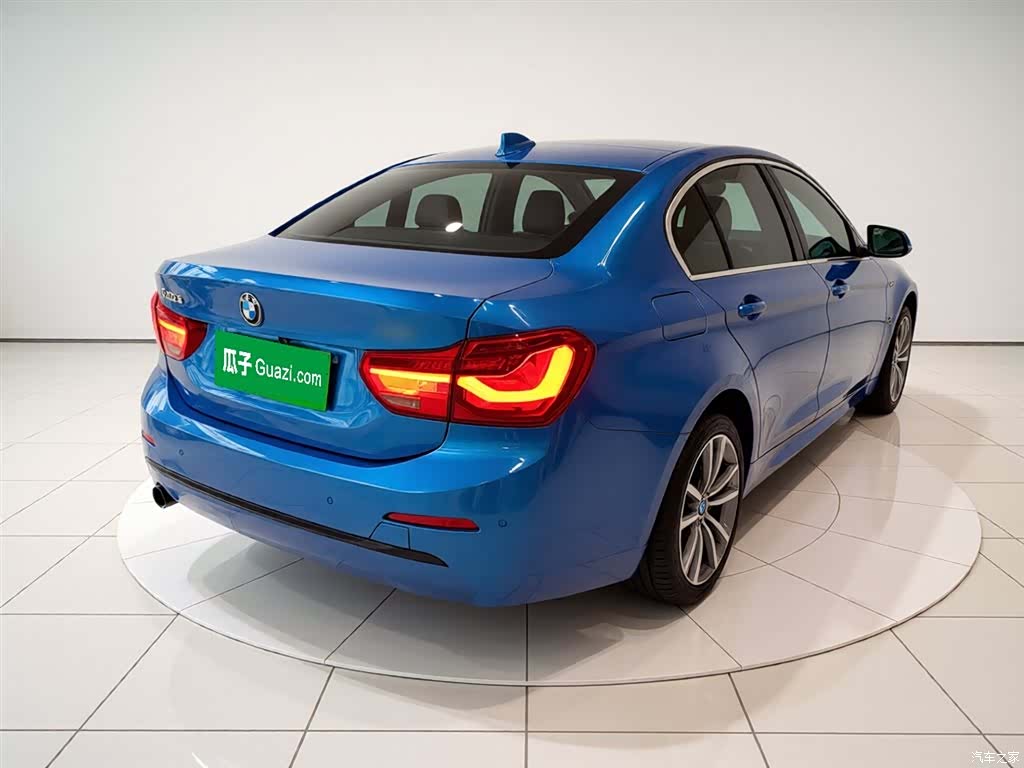 BMW 1 Series, 2017 все фото