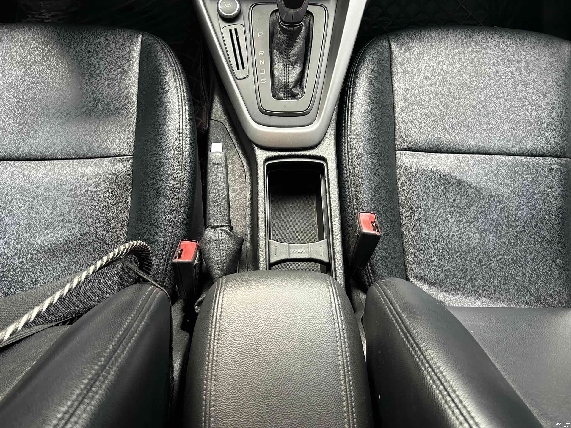 Ford Focus, 2017 14