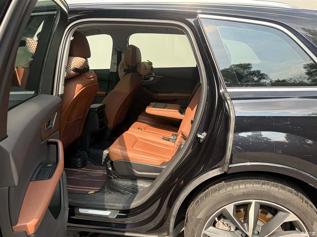 Audi Q7, 2021 7