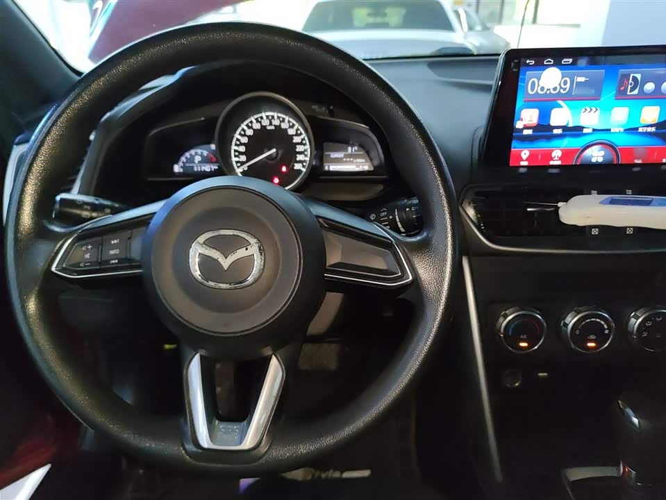 Mazda CX-4