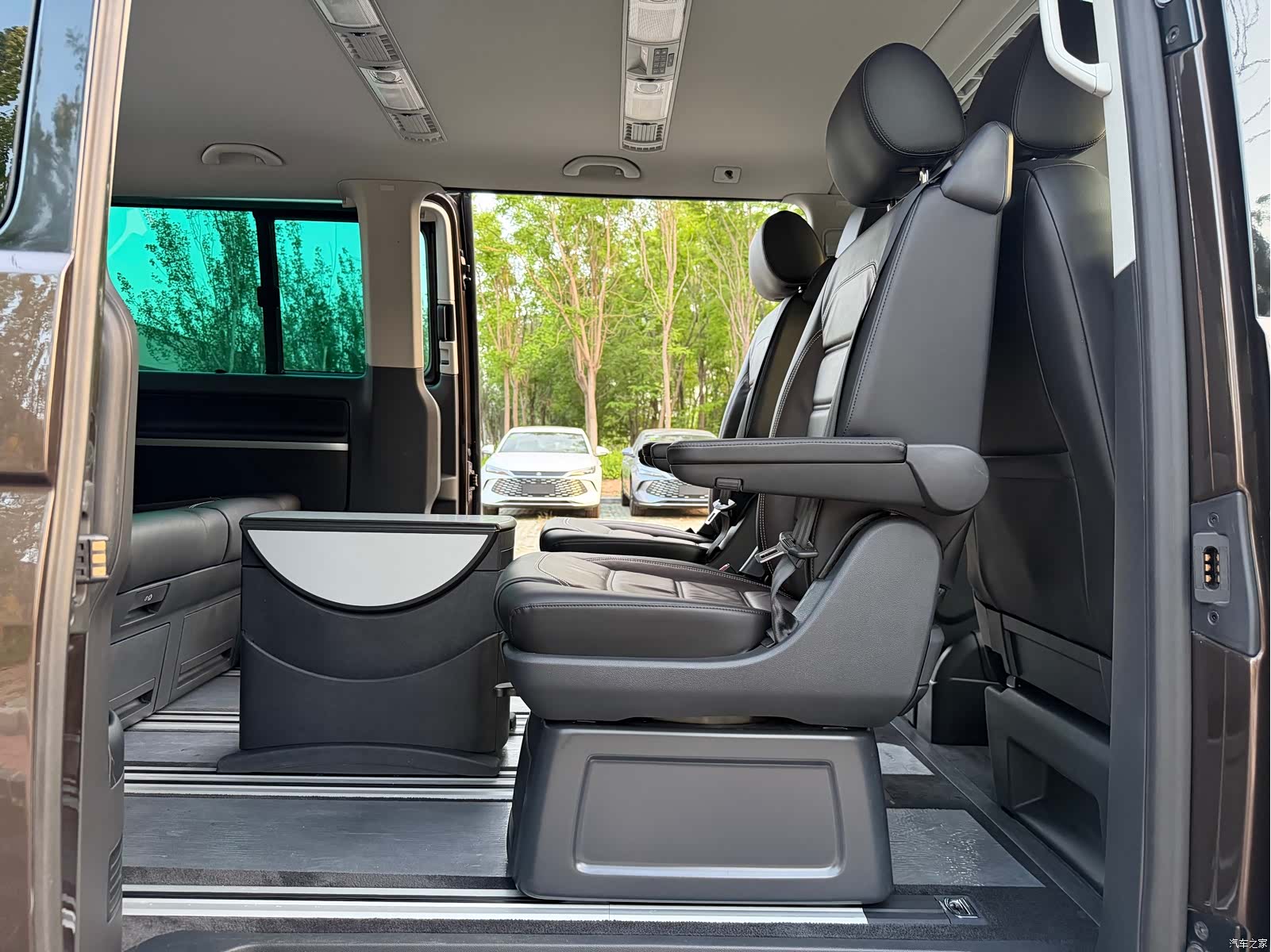 Volkswagen 7, 2017 18