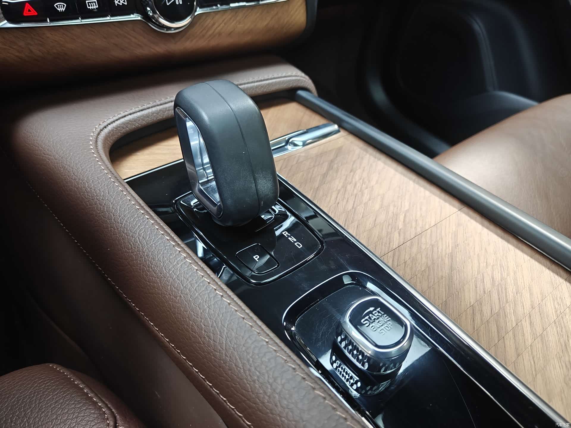 Volvo XC90, 2022 13